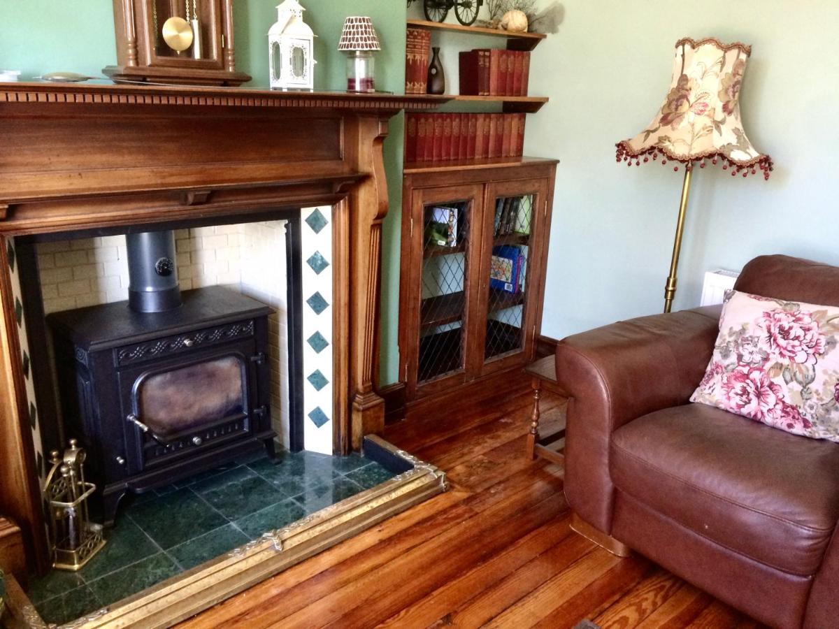The Old Vicarage Ni Bed & Breakfast *